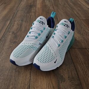 Nike Air Max 270 (10.5) - NIB